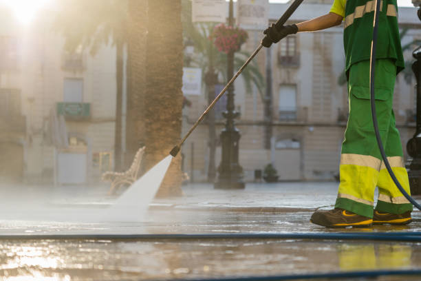Best Gutter Cleaning  in Mckinleyville, CA